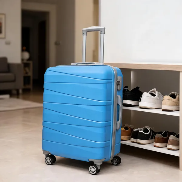 Blue_Polypropylene_Hard_Shell_Spinner_Cabin_Trolley_Suitcase_For_Travel