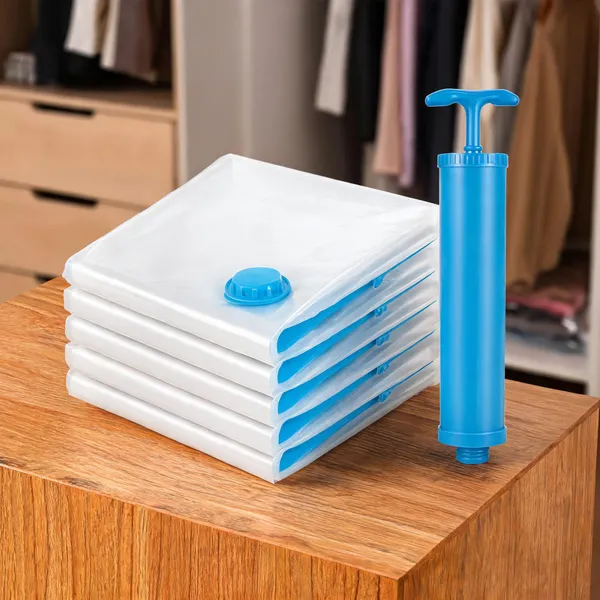Reusable_Vacuum_Storage_Bags_With_Hand_Pump