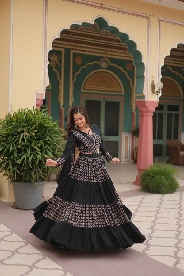 Digital_Patola_Print_Traditional_Lehenga_Choli