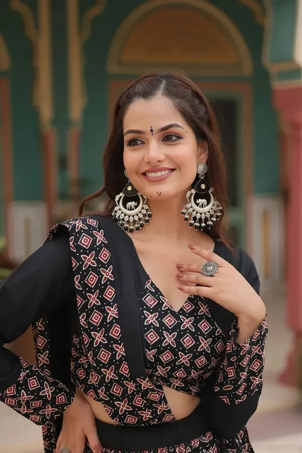 Digital_Patola_Print_Traditional_Lehenga_Choli