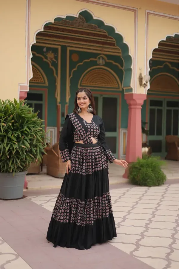 Digital_Patola_Print_Traditional_Lehenga_Choli