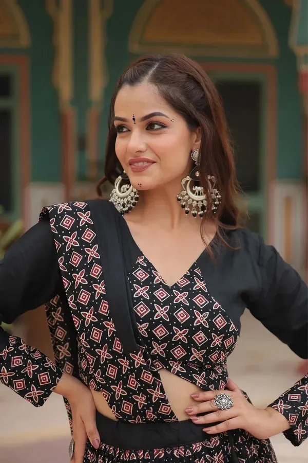 Digital_Patola_Print_Traditional_Lehenga_Choli