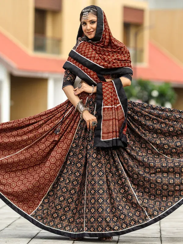 Digital_Patola_Print_Traditional_Lehenga_Choli