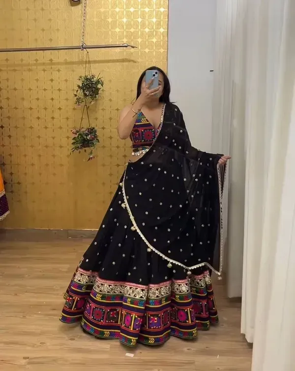 Black_Heavy_Lichi_Fabric_And_Jacquard_Silk_Patola_Print_Lehenga_Choli_For_W