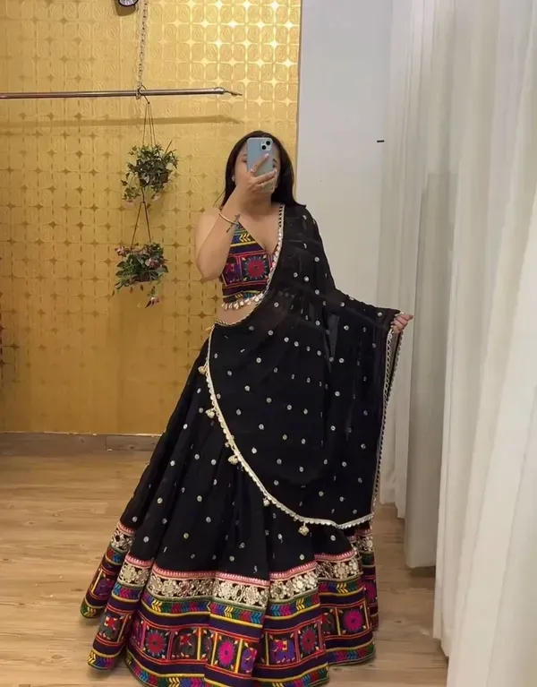 Black_Heavy_Lichi_Fabric_And_Jacquard_Silk_Patola_Print_Lehenga_Choli_For_W