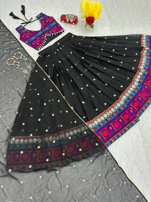 Black_Heavy_Lichi_Fabric_And_Jacquard_Silk_Patola_Print_Lehenga_Choli_For_W