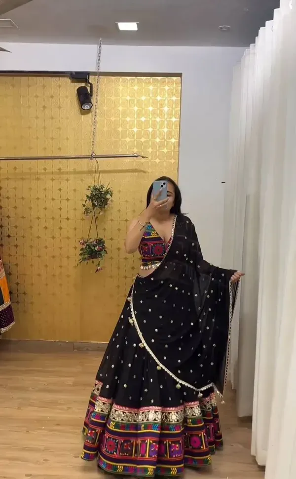 Black_Heavy_Lichi_Fabric_And_Jacquard_Silk_Patola_Print_Lehenga_Choli_For_W