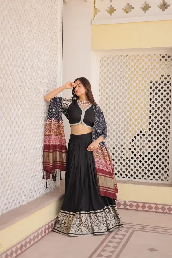 Digital_Patola_Print_Traditional_Lehenga_Choli