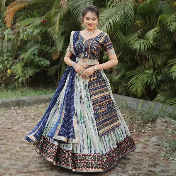 Digital_Patola_Print_Traditional_Lehenga_Choli