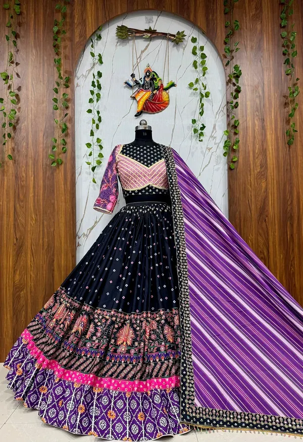 Digital_Patola_Print_Traditional_Lehenga_Choli