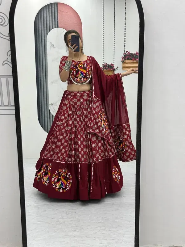 Maroon_Heavy_Lichi_Fabric_And_Jacquard_Silk_Patola_Print_Lehenga_Choli_For_More