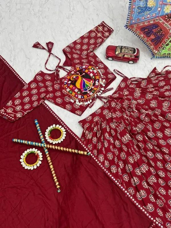 Maroon_Heavy_Lichi_Fabric_And_Jacquard_Silk_Patola_Print_Lehenga_Choli_For_More