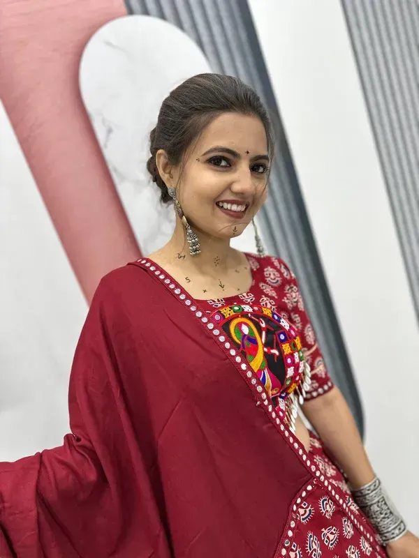 Maroon_Heavy_Lichi_Fabric_And_Jacquard_Silk_Patola_Print_Lehenga_Choli_For_More