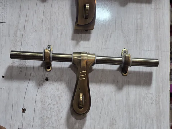Golden_Brass_Horizontal_Door_Latch_Bolt