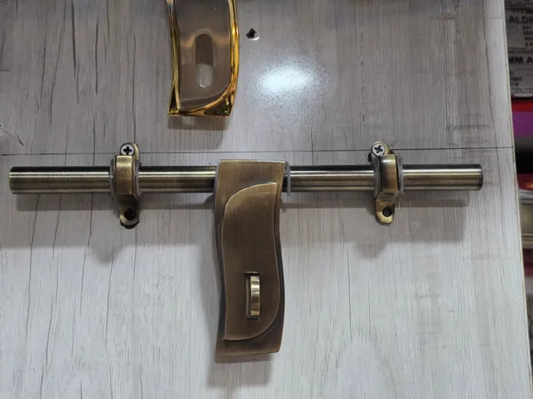 Silver_Brass_Antique_Finish_Sliding_Door_Bolt_Latch