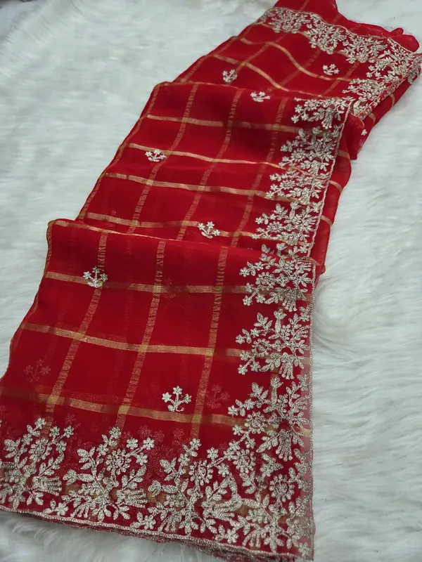 Red_Net_Embroidered_Saree_With_Blouse_Piece_For_Women