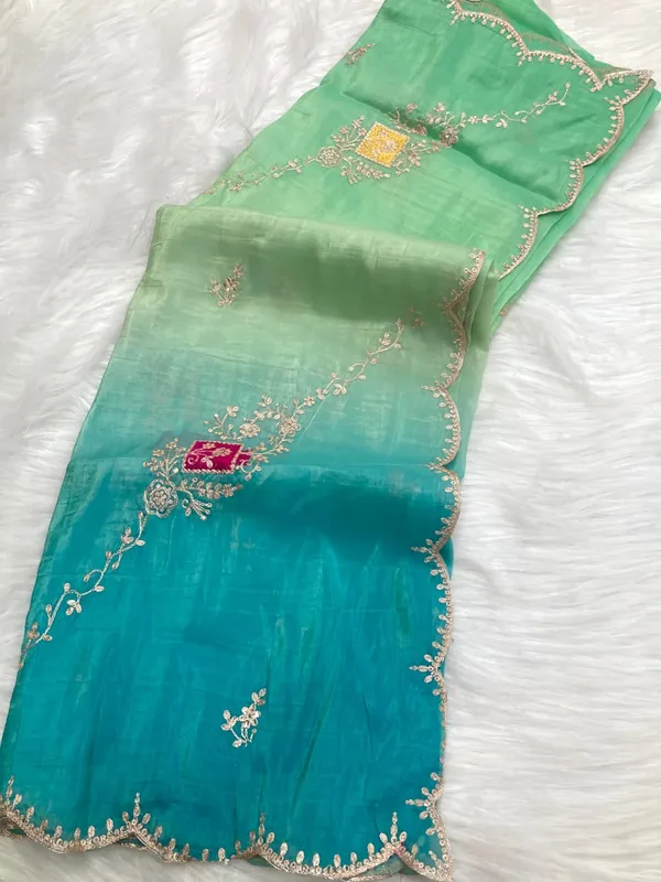 Green_Ombre_Embroidered_Saree_With_Blouse_Piece_For_Women