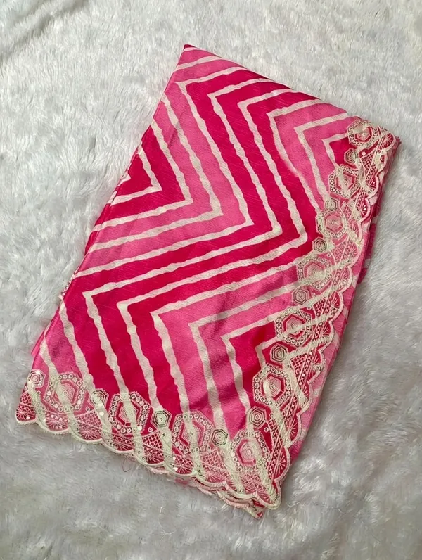 Pink_Chevron_Print_Saree_With_Blouse_Piece_For_Women