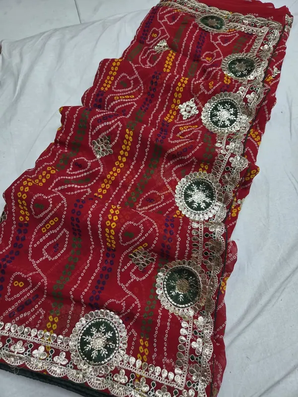 Red_Bandhani_Print_Embellished_Saree_With_Blouse_Piece_For_Women