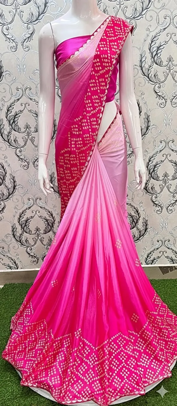 Pink_Bandhani_Print_Saree_With_Blouse_Piece_For_Women