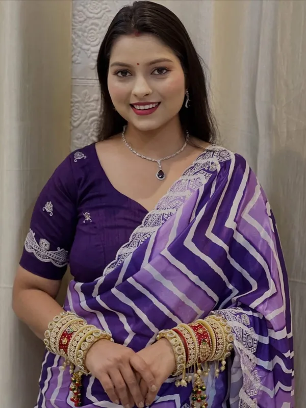 Purple_Chevron_Print_Saree_With_Blouse_Piece_For_Women