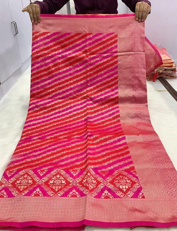 Pink_Woven_Ethnic_Saree_With_Blouse_Piece_For_Women