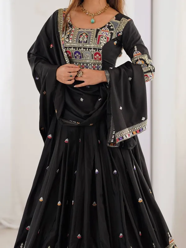 Black_French_Crepe_Embellished_Ethnic_Lehenga_Choli_For_Women