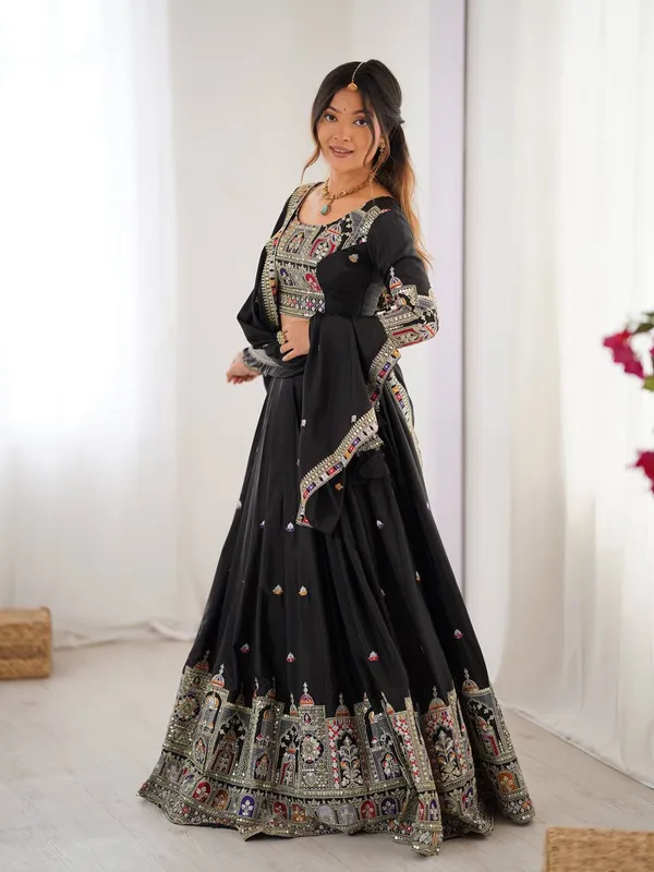 Black_French_Crepe_Embellished_Ethnic_Lehenga_Choli_For_Women