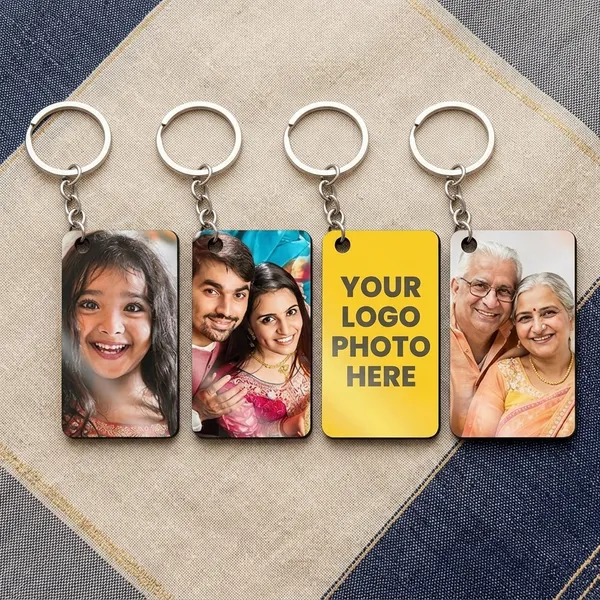Customised_Photo_Name_Resin_Keychain_Pack_Of_2_For_Men_Women