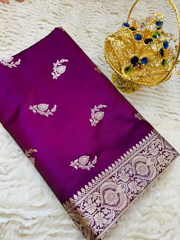 Purple_Mashru_Katan_Silk_Delicate_Booti_Banarasi_Saree_For_Women