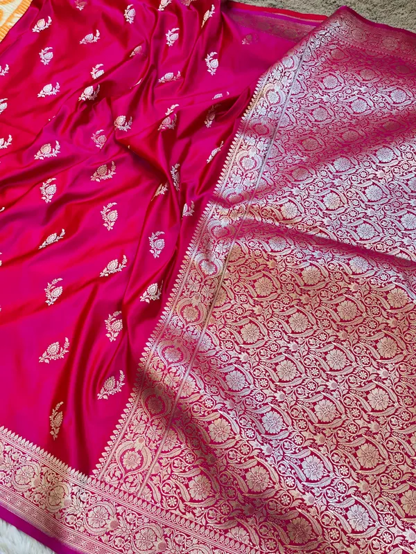 Pink_Mashru_Katan_Silk_Delicate_Booti_Banarasi_Saree_For_Women