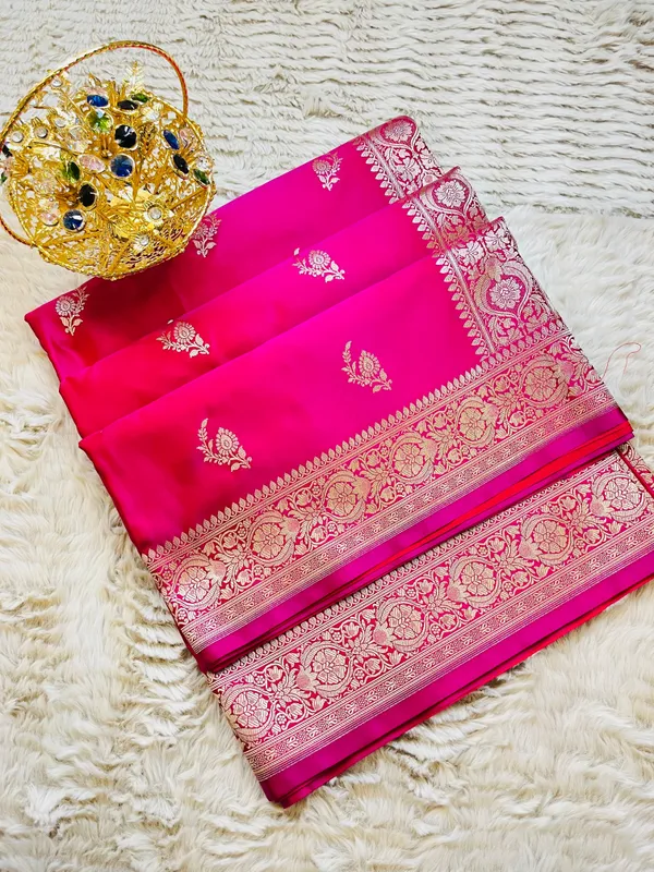Pink_Mashru_Katan_Silk_Delicate_Booti_Banarasi_Saree_For_Women
