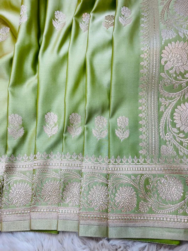 Lime_Green_Mashru_Katan_Silk_Silver_Zari_Banarasi_Saree_For_Women