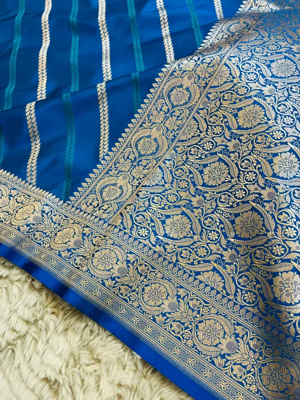 Sky_Blue_Mashru_Katan_Silk_Diagonal_Zari_Stripes_Floral_Border_Saree_For_Women