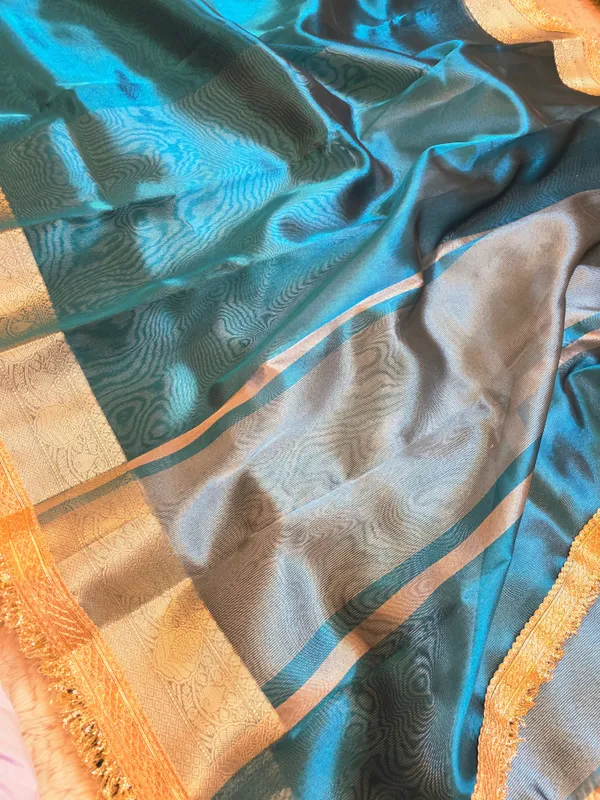 Peacock_Blue_Tissue_Silk_Plain_Body_Lace_Border_Banarasi_Saree_For_Women