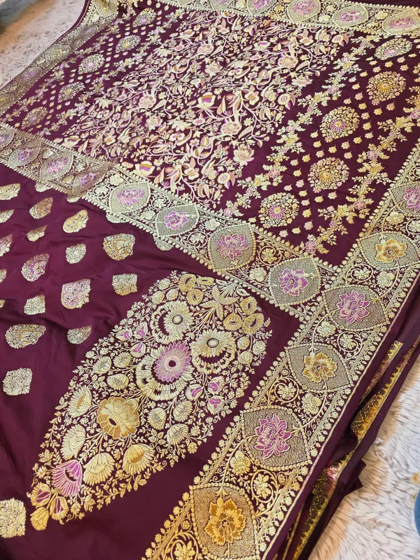 Garnet_Mashru_Katan_Silk_Bridal_Floral_Jaal_Zari_Saree_For_Women