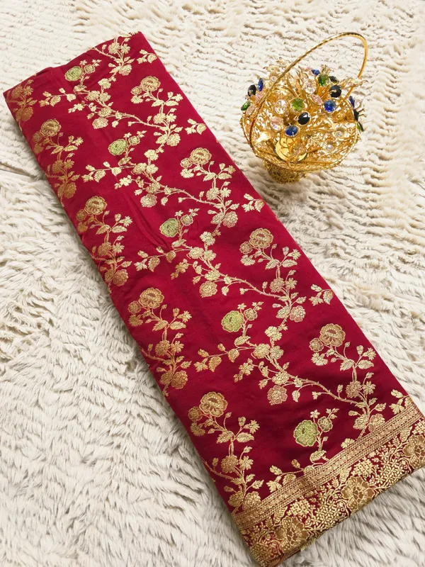 Maroon_Mashru_Katan_Silk_Floral_Jaal_Zari_Banarasi_Saree_For_Women