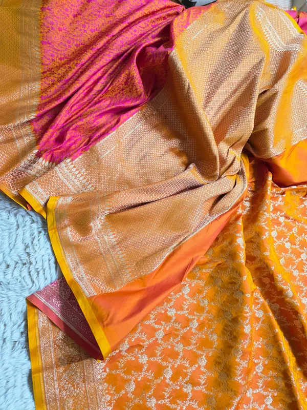 Pinkish_Orange_Mashru_Tanchoi_Silk_Floral_Jaal_Banarasi_Saree_For_Women