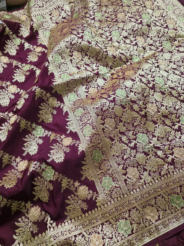 Garnet_Mashru_Katan_Silk_Floral_Vine_Zari_Banarasi_Saree_For_Women
