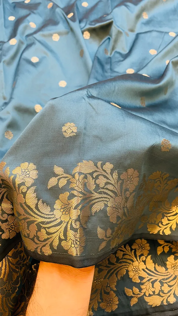 Dark_Aqua_Sea_Green_Banarasi_Semi_Mashru_Silk_Saree_with_Rich_Antique_Gold_Zari_Border