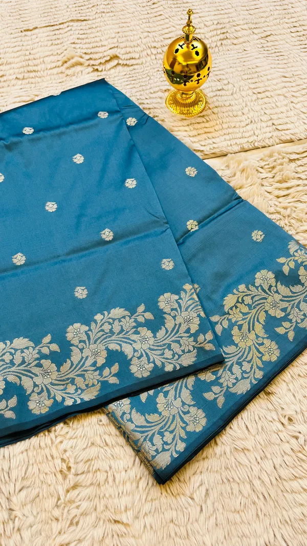 Dark_Aqua_Sea_Green_Banarasi_Semi_Mashru_Silk_Saree_with_Rich_Antique_Gold_Zari_Border