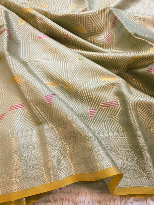 Banarasi_Pista_Green_Semi_Mashru_Silk_Saree_With_Geometric_Design_&_Antique_Gold_Zari_Border