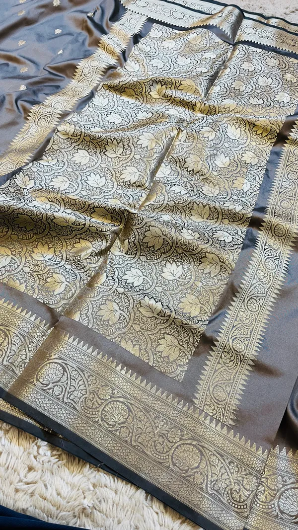 Light_Smoke_Banarasi_Semi_Mashru_Silk_Saree_with_Traditional_Antique_Gold_Zari_Border