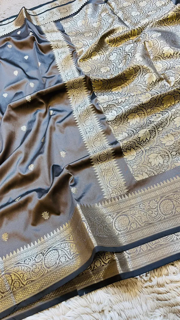 Light_Smoke_Banarasi_Semi_Mashru_Silk_Saree_with_Traditional_Antique_Gold_Zari_Border