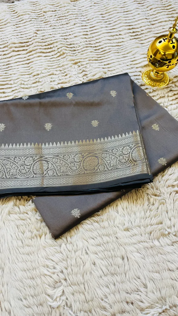 Light_Smoke_Banarasi_Semi_Mashru_Silk_Saree_with_Traditional_Antique_Gold_Zari_Border