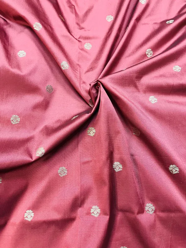 Gajari_Banarasi_Semi_Mashru_Silk_Saree_with_Modern_Antique_Gold_Zari_Border