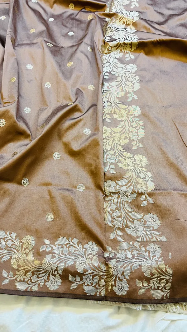 Light_Copper_Banarasi_Semi_Mashru_Silk_Saree_with_Rich_Antique_Gold_Zari_Border