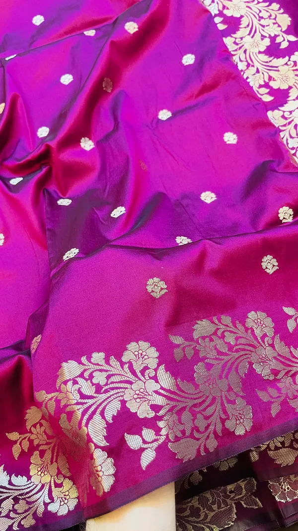 Magenta_Banarasi_Semi_Mashru_Silk_Saree_with_Rich_Antique_Gold_Zari_Border