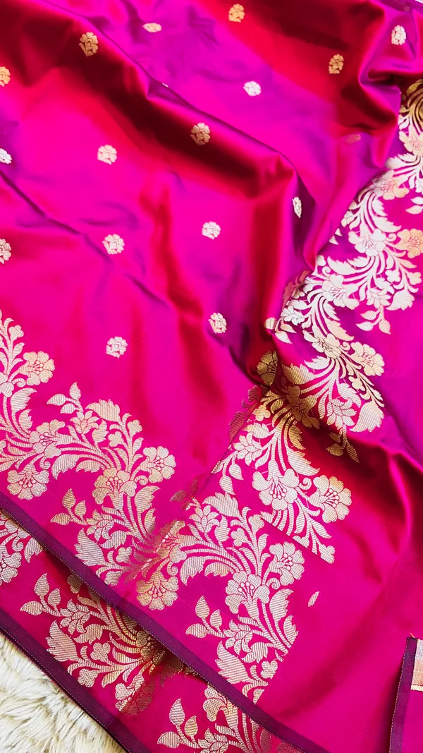 Rani_Pink_Banarasi_Semi_Mashru_Silk_Saree_with_Rich_Antique_Gold_Zari_Border