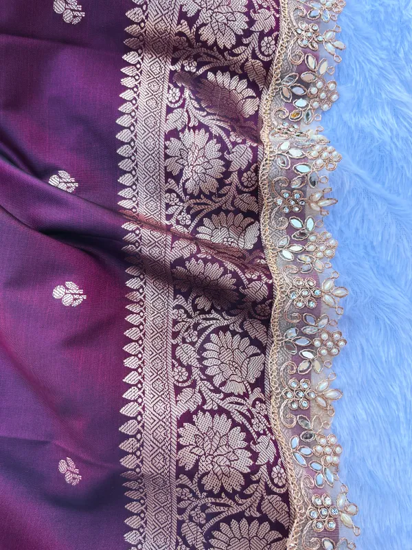 Garnet_Banarasi_Silk_Saree_with_Handcrafted_Mirror_&_Pearl_Lace_Border_|_Traditional_Festive_Saree